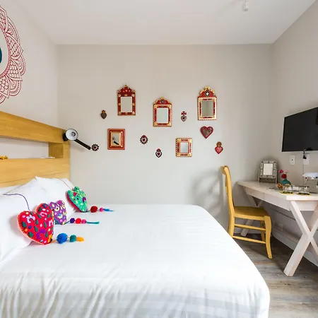 La Palomilla (Adults Only)-2
